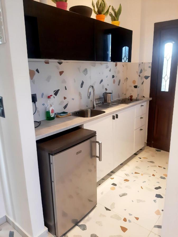 Vravrona Beach Apartments อาร์เตมีดา ภายนอก รูปภาพ