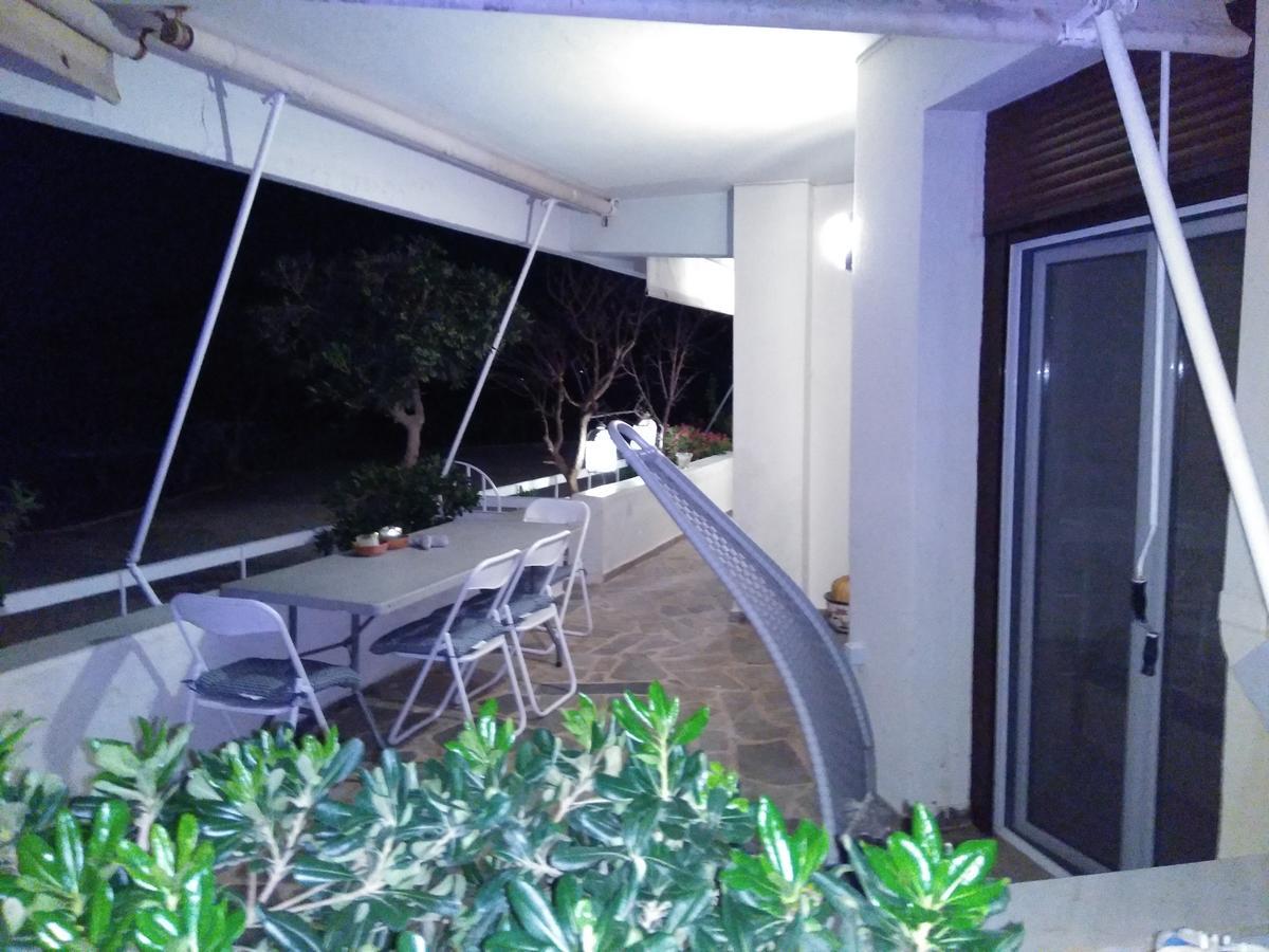 Vravrona Beach Apartments อาร์เตมีดา ภายนอก รูปภาพ