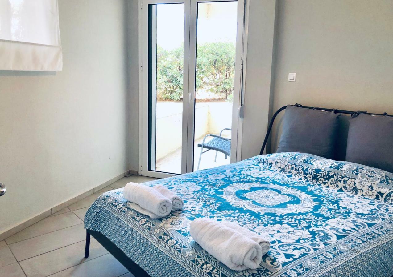 Vravrona Beach Apartments อาร์เตมีดา ภายนอก รูปภาพ